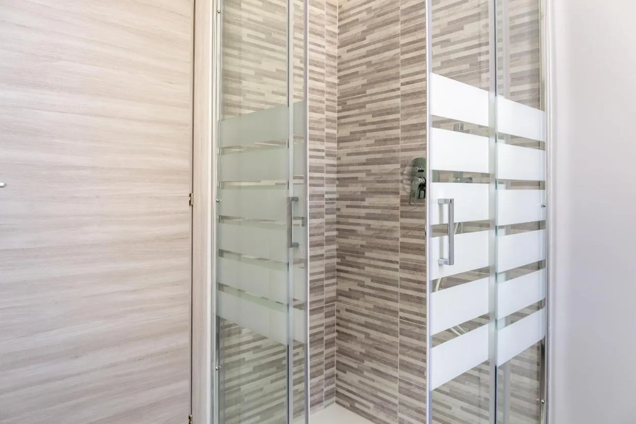 Apartment Newly Renovated Loft Near Centrale Milan
